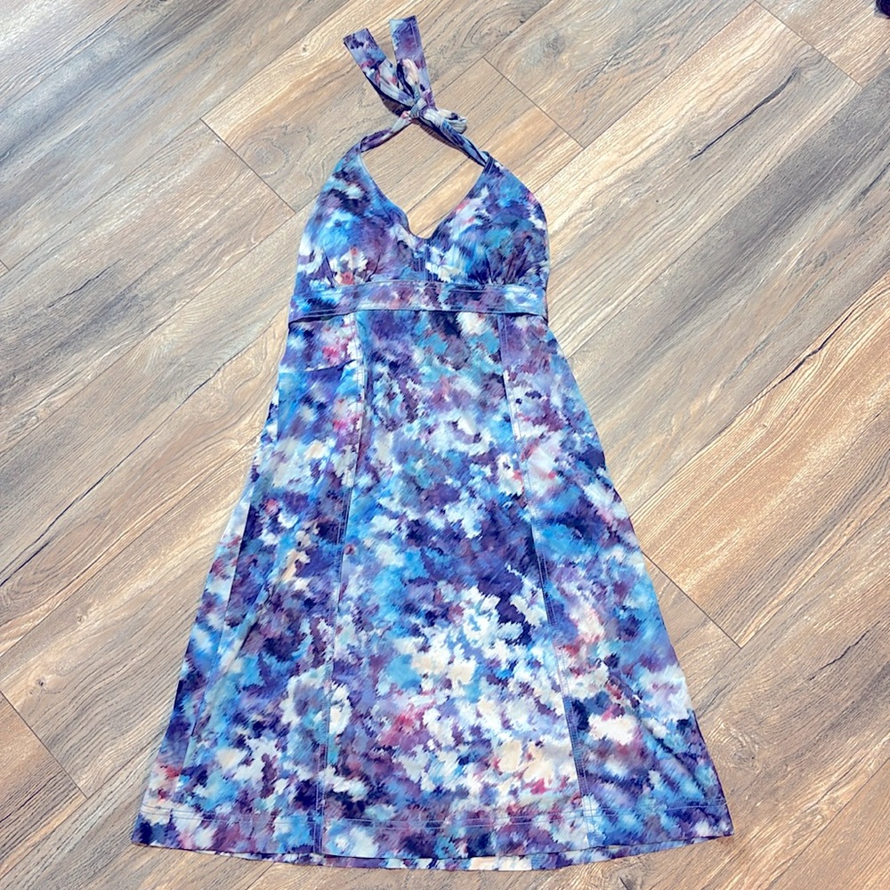 Athleta lightweight halter dress with pockets!